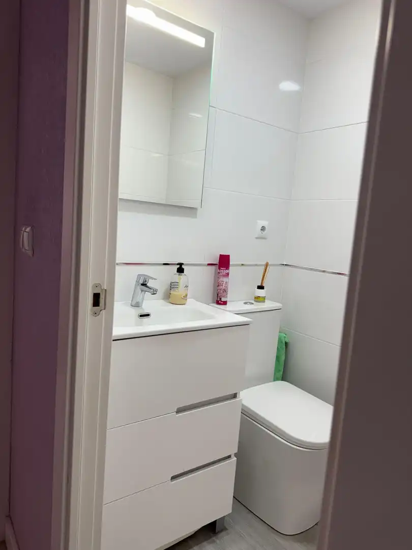 Bathroom of Apartments for sale in Torrevieja  with Air Conditioner, Furnished and Alarm