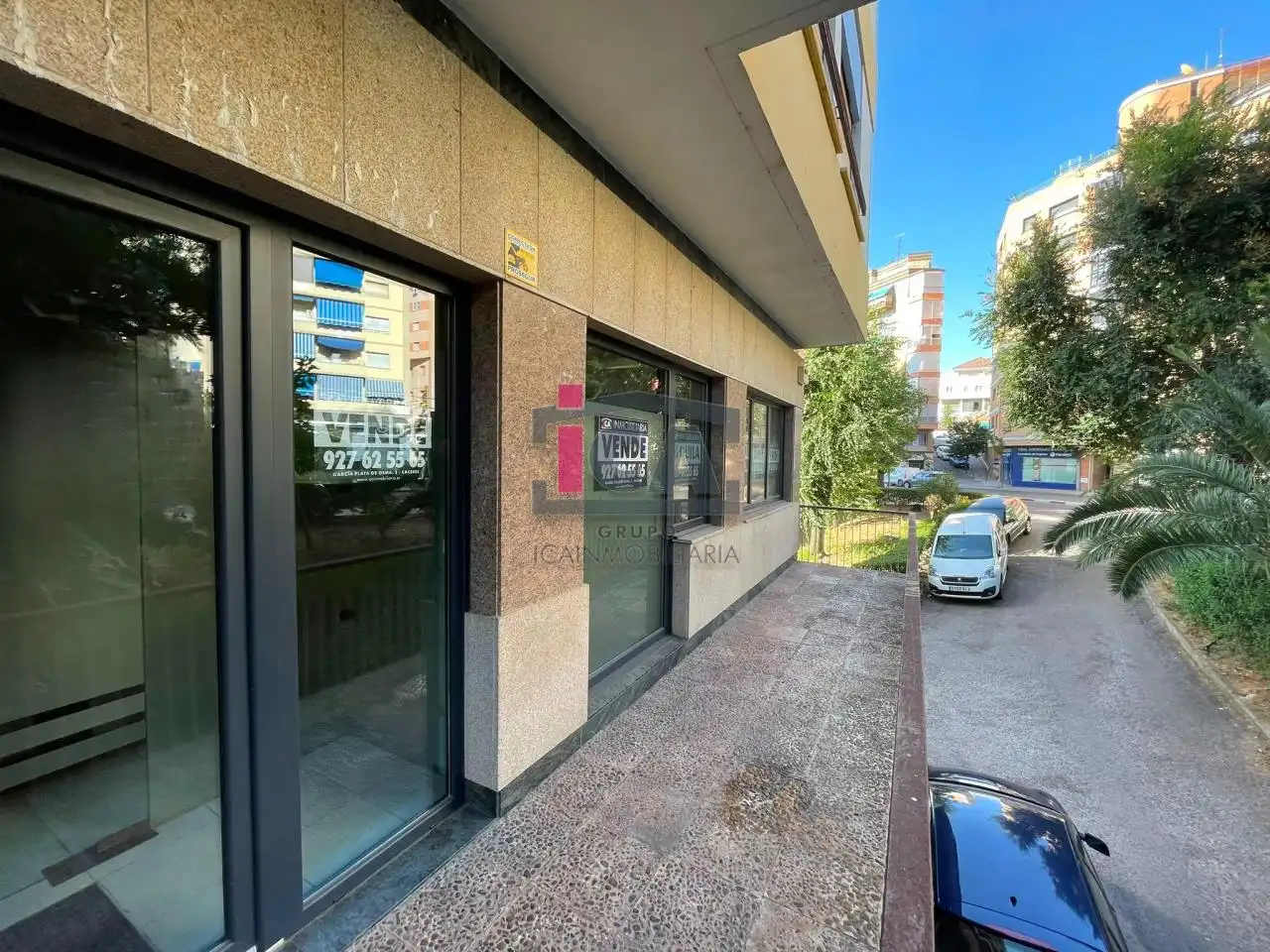 Local comercial en venda a AVDA HERNÁN CORTES, imagen 2