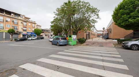 Foto 2 de Piso en venta en Paseo Colon, Albolote, Granada