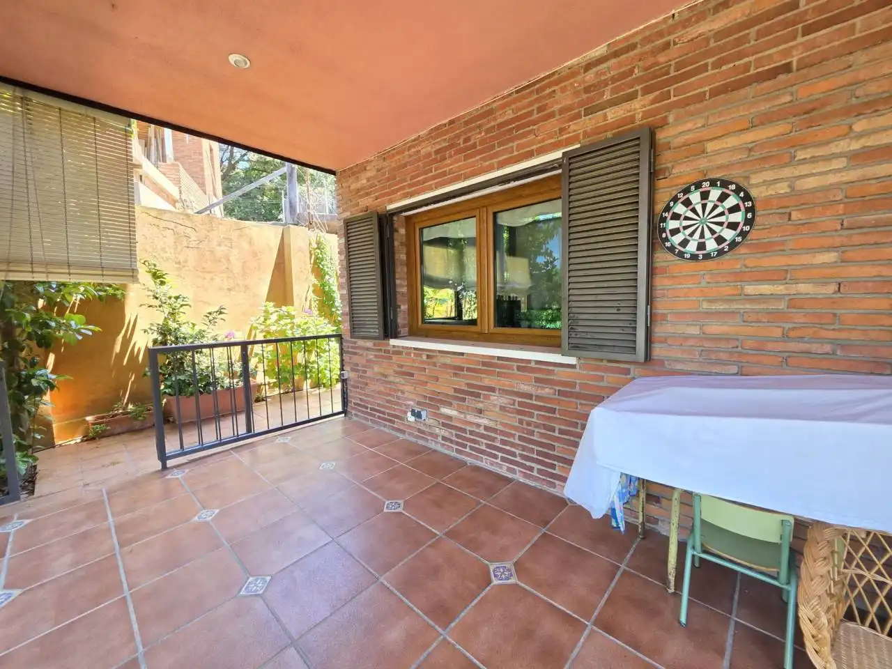 Terraza de Casa o chalet en venta en Montcada i Reixac con Aire acondicionado, Calefacción y Jardín privado