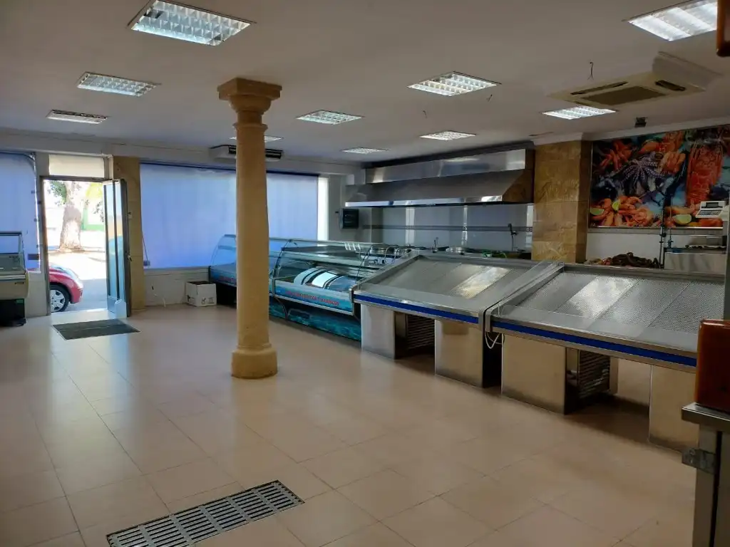 Local comercial en venda a Argamasilla de Calatrava, imagen 2
