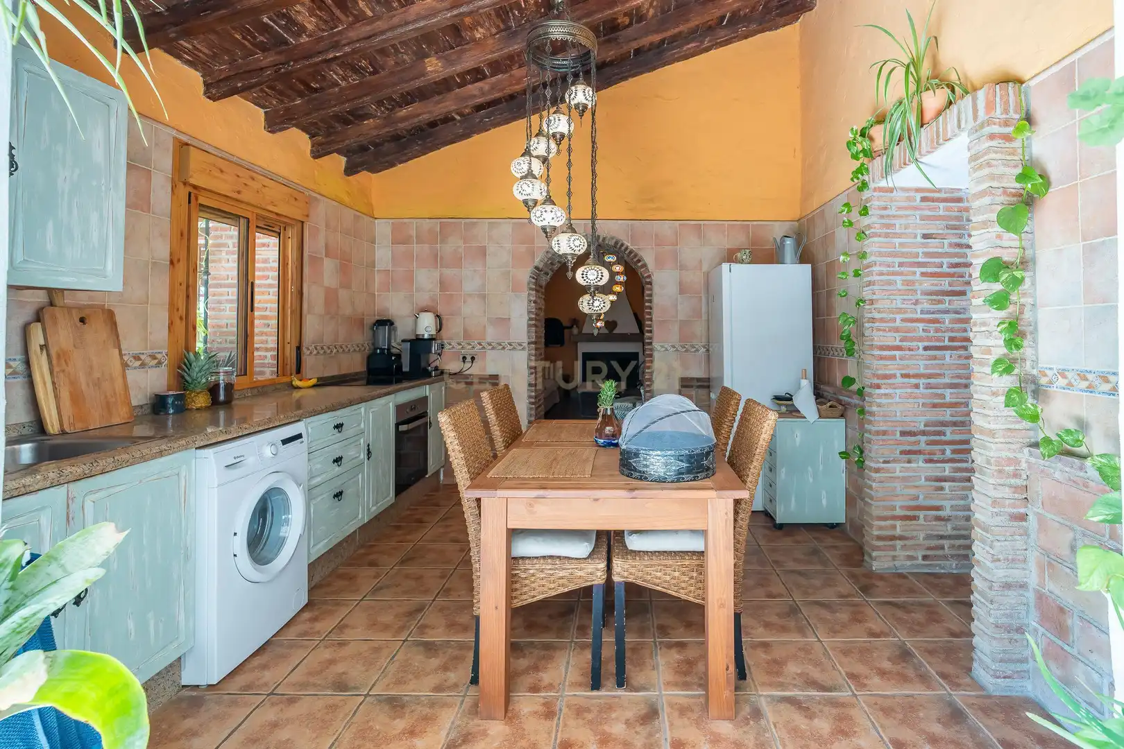 Cuina de Casa o xalet en venda en Málaga amb Aire condicionat, Jardí privat i Traster
