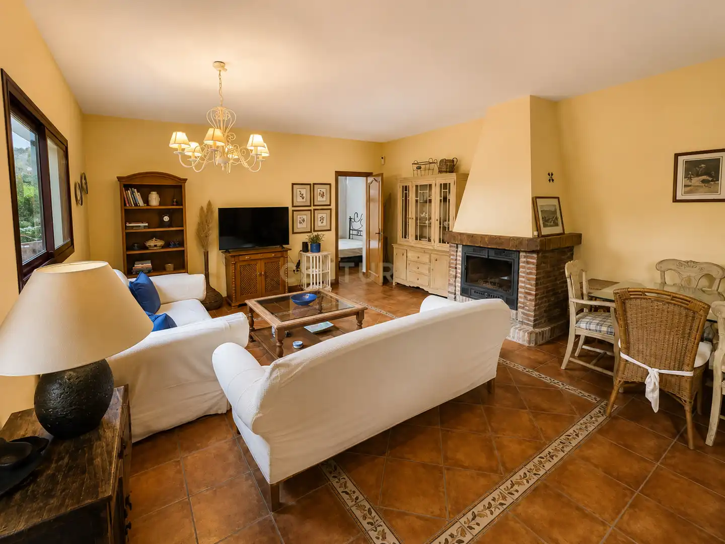 Living room of Houses for sale in Ojén  with Air Conditioner, Private garden and Storage room