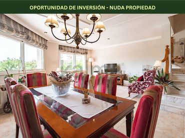 Reihenhaus mit Balkon zum Verkauf in Carrer de Salvador Espriu