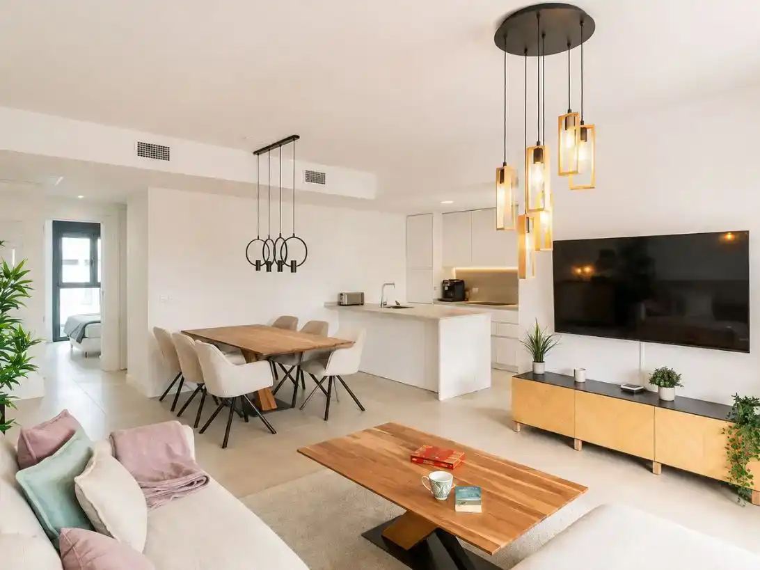 Wohnzimmer von Wohnung zur Miete in Fuengirola mit Klimaanlage, Abstellraum und Schwimmbad