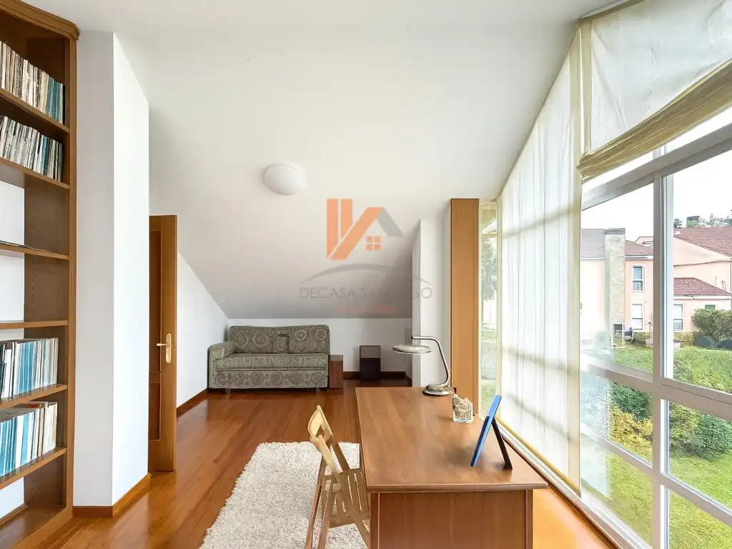 Sala de estar de Casa adosada en venta en Brión con Jardín privado, Terraza y Piscina