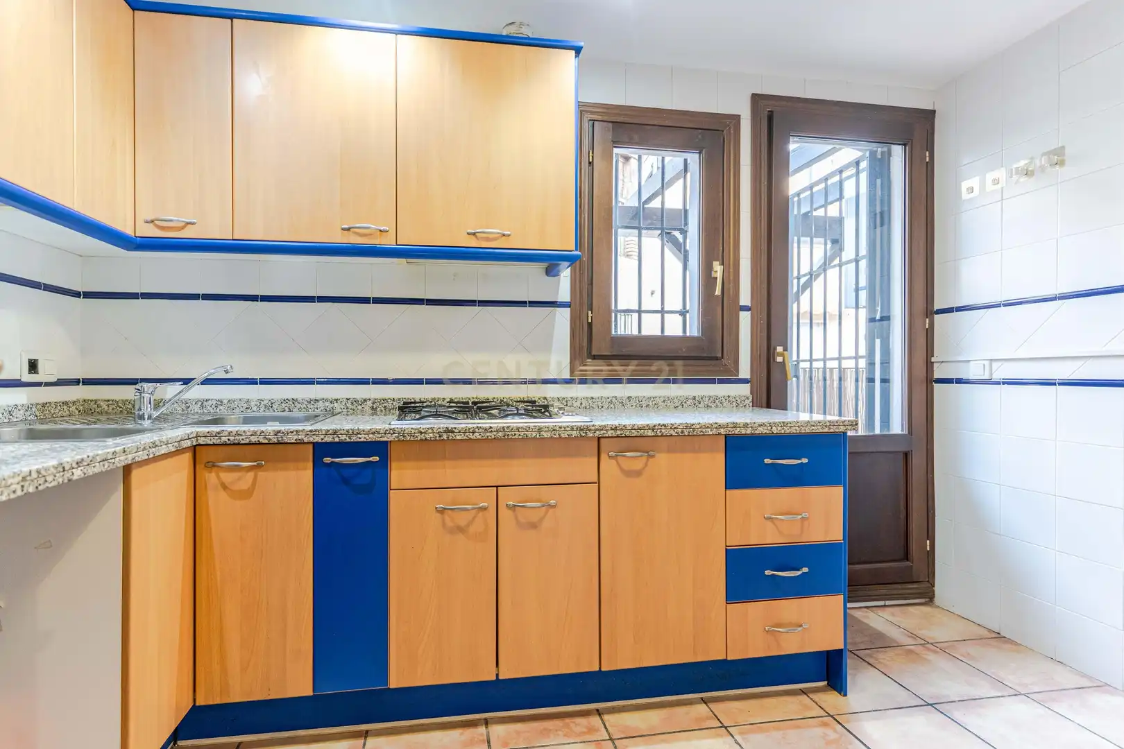 Kitchen of Apartments for sale in La Zubia Ciudad