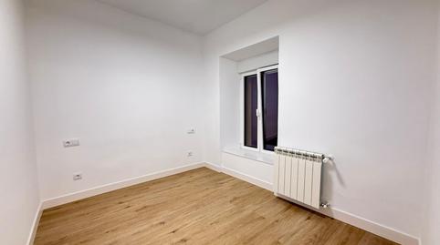 Photo 5 of Flat to rent in Calle Juan de Mena, Jerónimos, Madrid