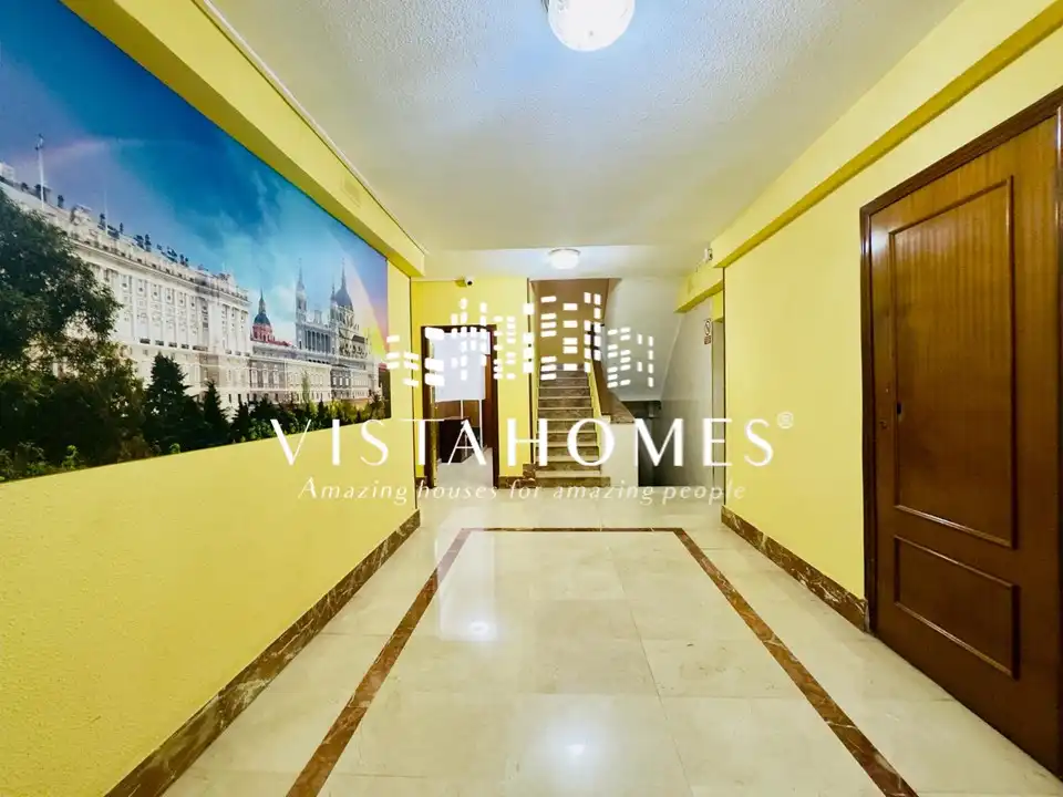 Wohnung zum Verkauf in Madrid mit Klimaanlage, Heizung und Balkon