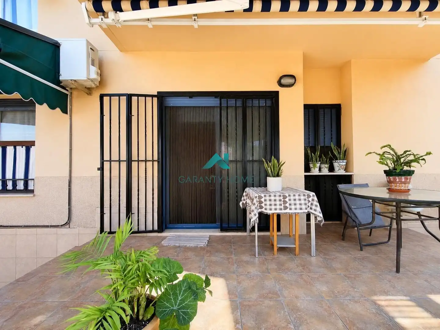 Terrassa de Planta baixa en venda en Canet d'En Berenguer amb Aire condicionat, Calefacció i Jardí privat