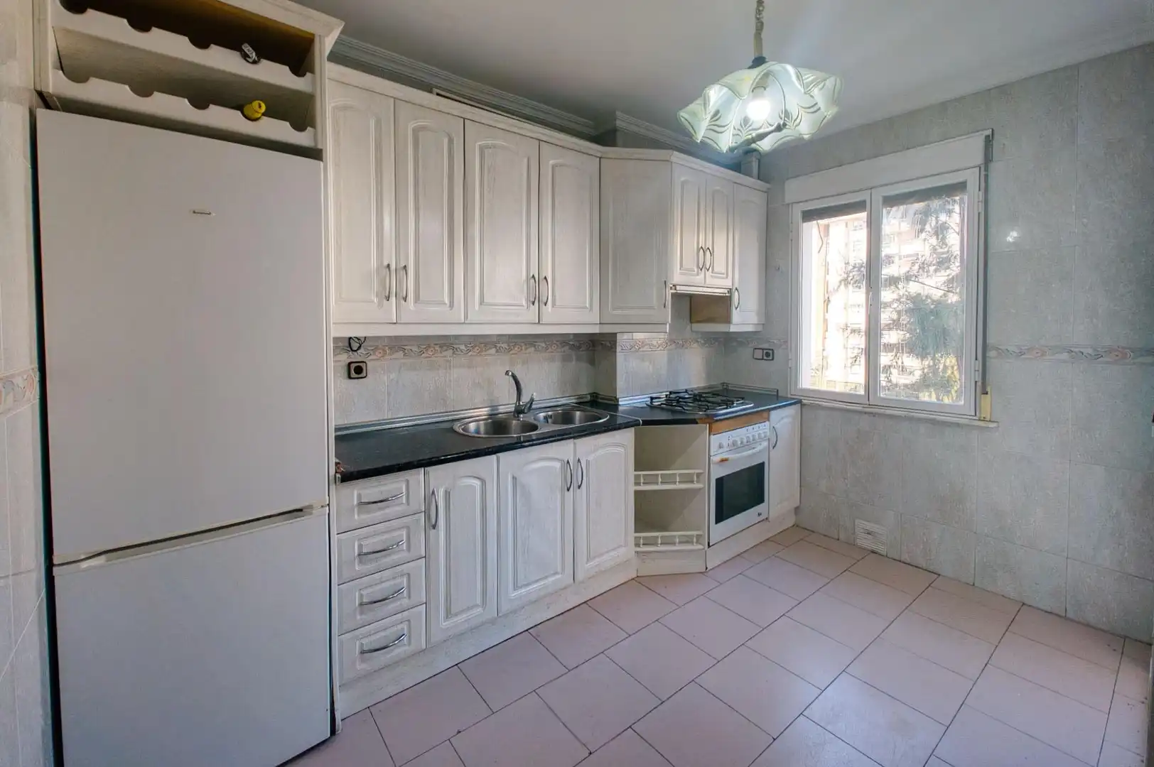 Kitchen of Flat for sale in Jaén