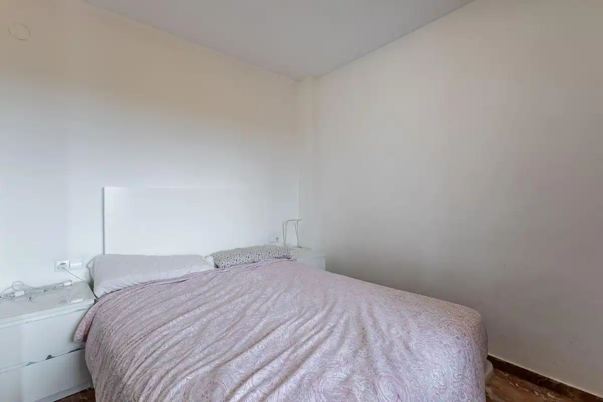 Habitación de Ático en venta en Granada con Aire acondicionado y Terraza