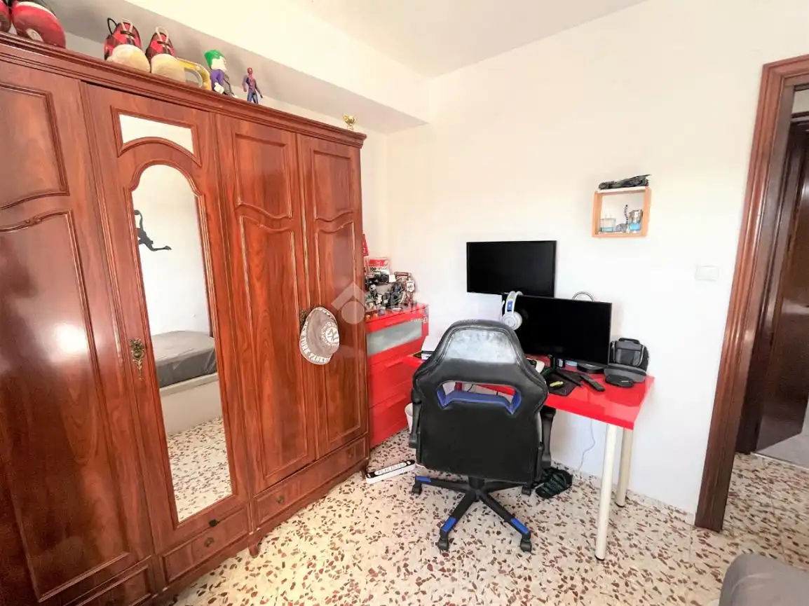 Dormitori de Pis en venda en San Fernando amb Terrassa