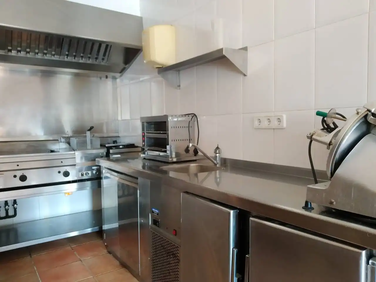 Cocina de Local en venta en Mercat - Mas Moixa