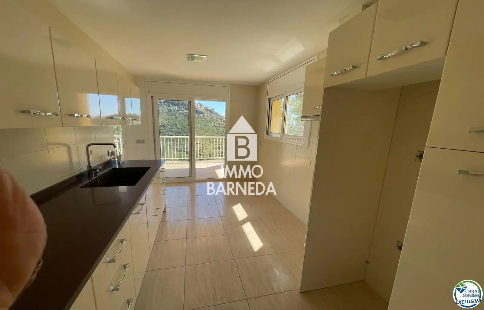 Vista exterior de Casa o xalet en venda en Roses amb Calefacció, Jardí privat i Terrassa