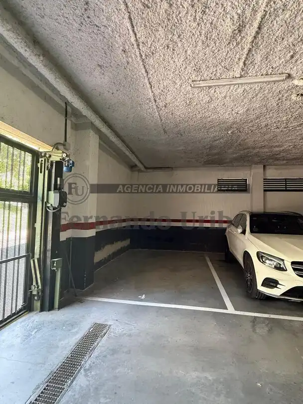 Parking de Dúplex en venta en Berriz con Calefacción, Terraza y Trastero