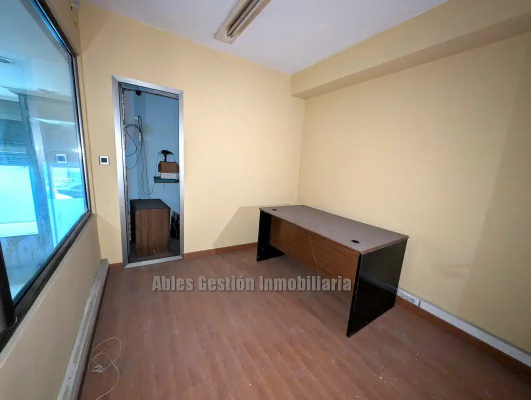Local comercial en venta en Montes Del Sueve, imagen 9