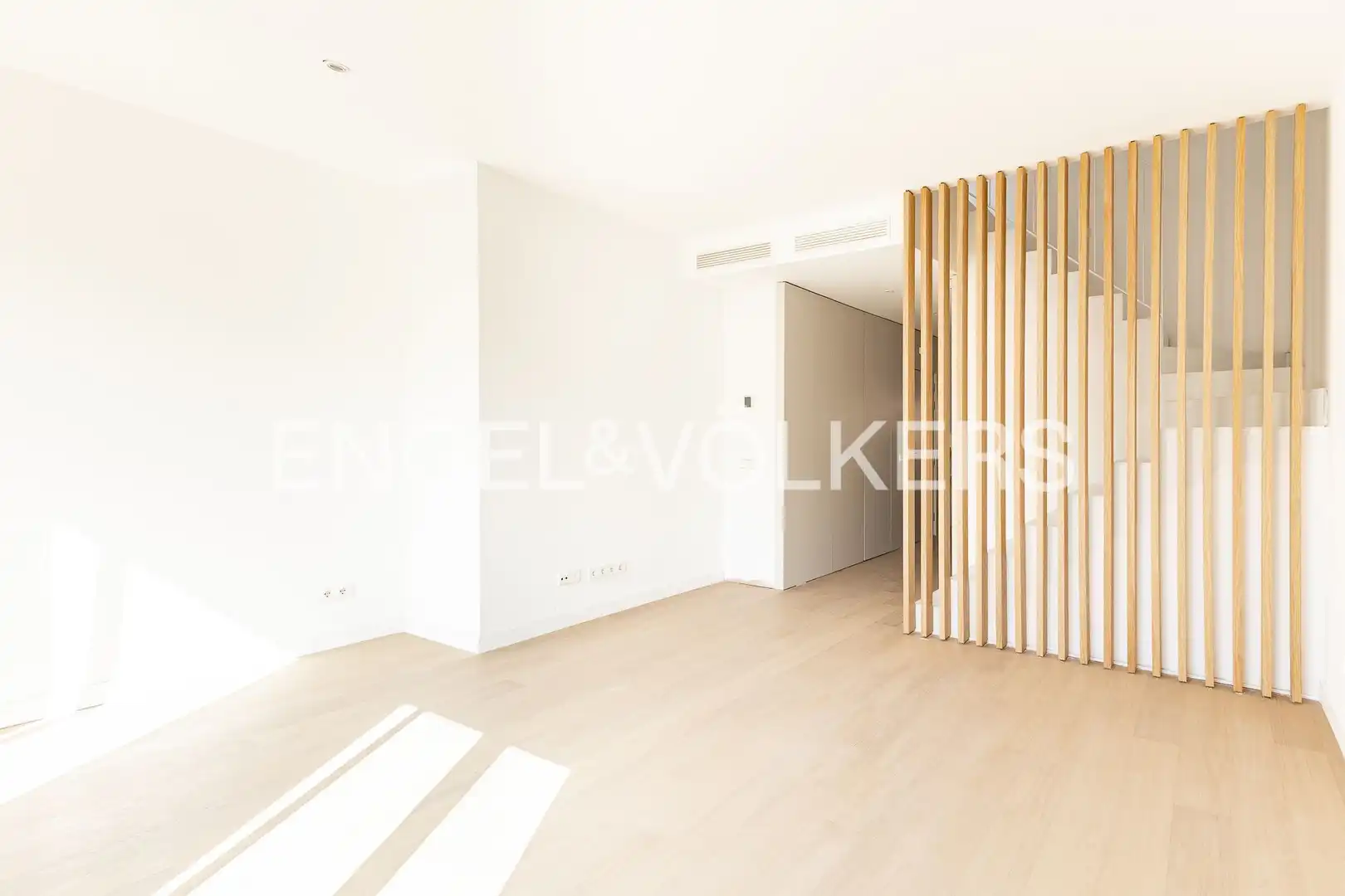 Sala de estar de Ático en venta en Barcelona con Aire acondicionado, Calefacción y Terraza