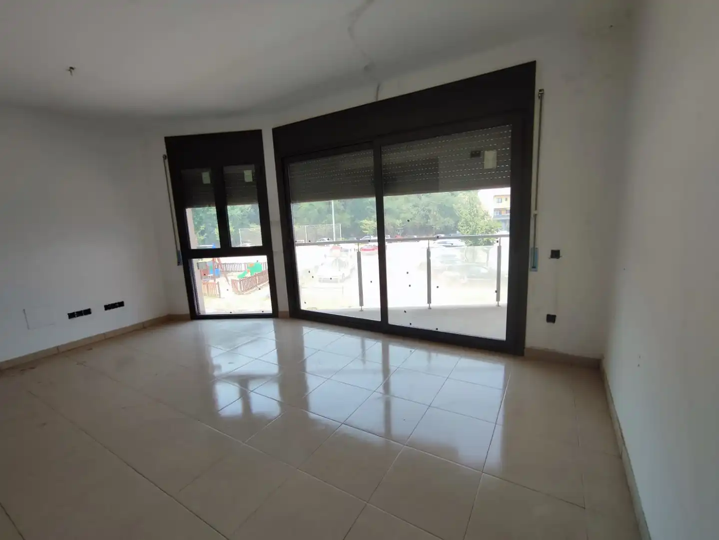Semi-detached house for sale in C/ Domenec Refart, imagen 2