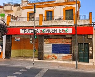 Vista exterior de Local en venda en San Juan de Aznalfarache