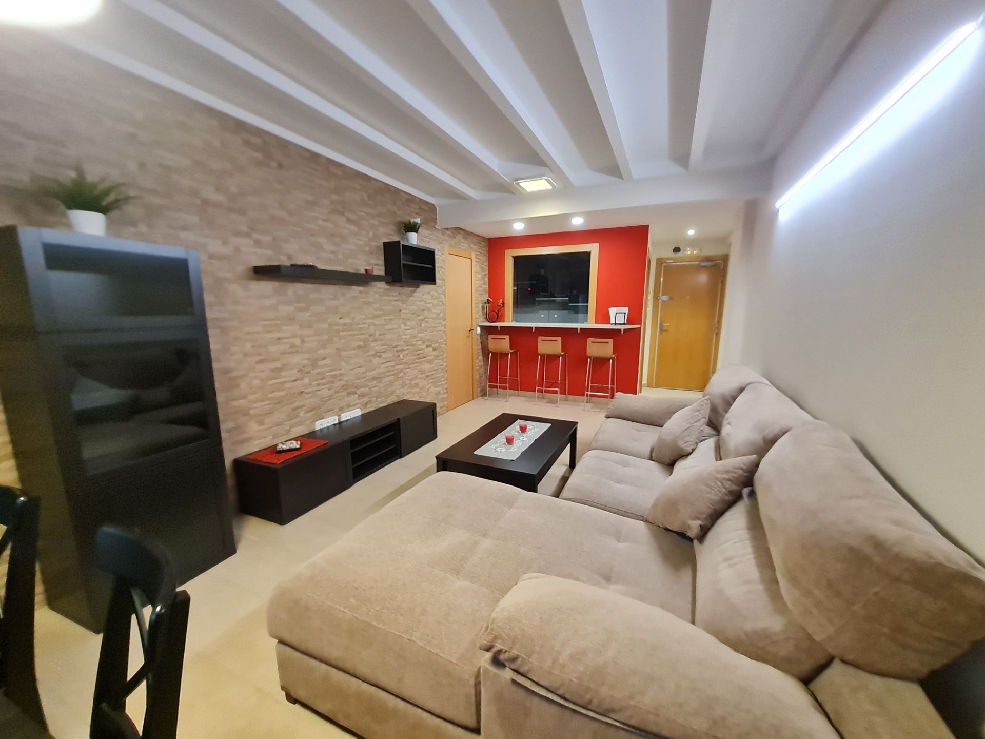 Sala d'estar de Dúplex de lloguer en  Madrid Capital amb Aire condicionat, Calefacció i Jardí privat