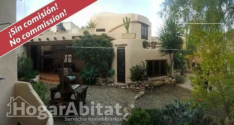 Casa amb jardí en venda a Calle BEATO GINES CESPEDES (FP)