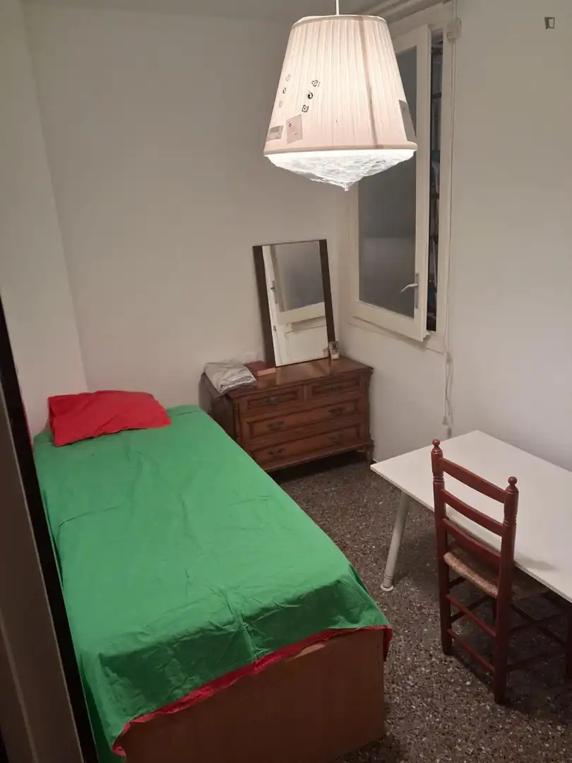 Bedroom of Apartments for share in Barcelona  with Heating, Furnished and Oven