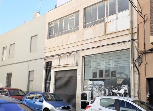 Edificio en Venta en CL LUIS BATLLES Nº 3 en Plaza de Toros - Avenida Chapí - Trinquete
