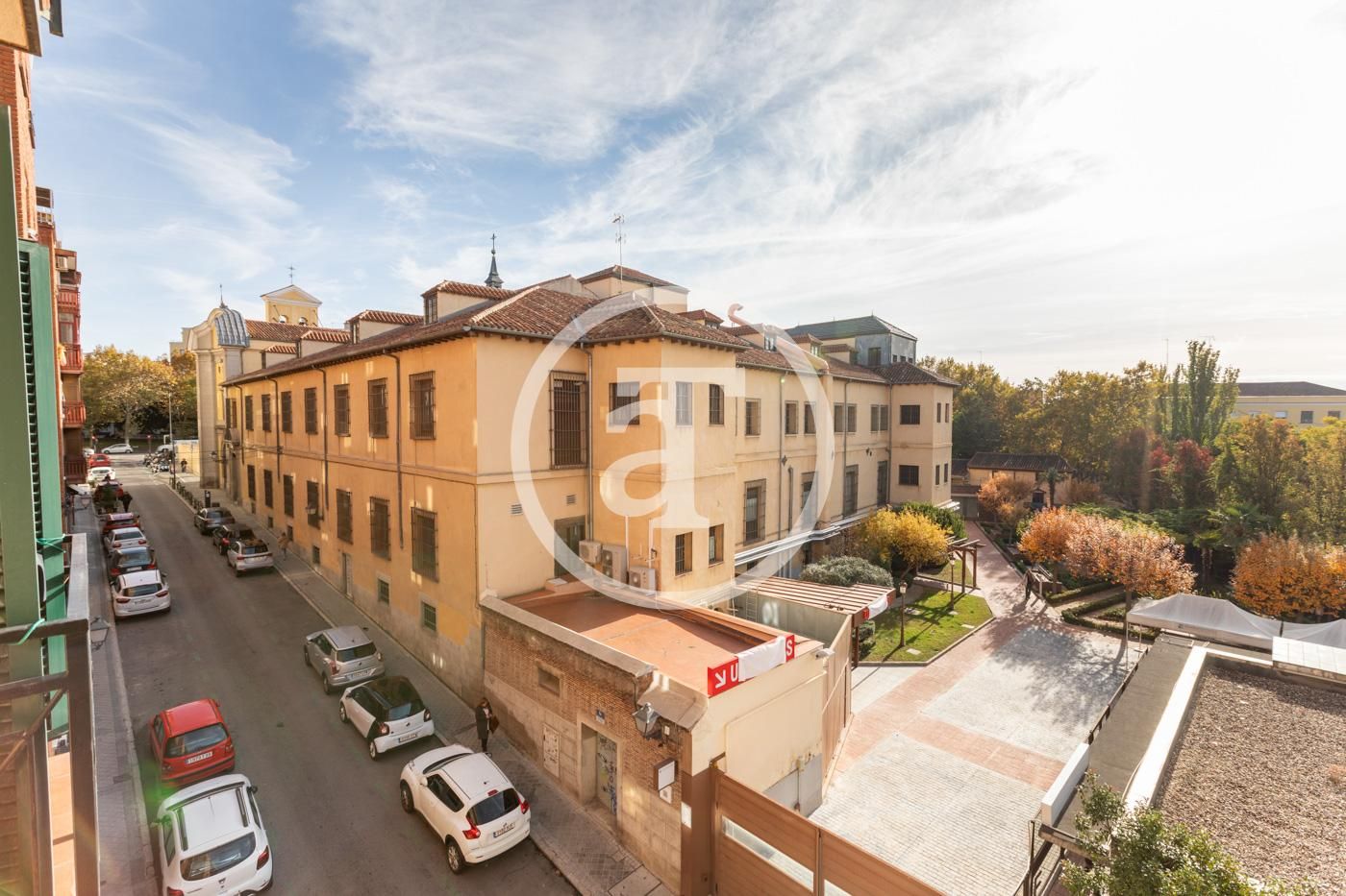 Flat to rent in Calle de San Bernabé, Palacio