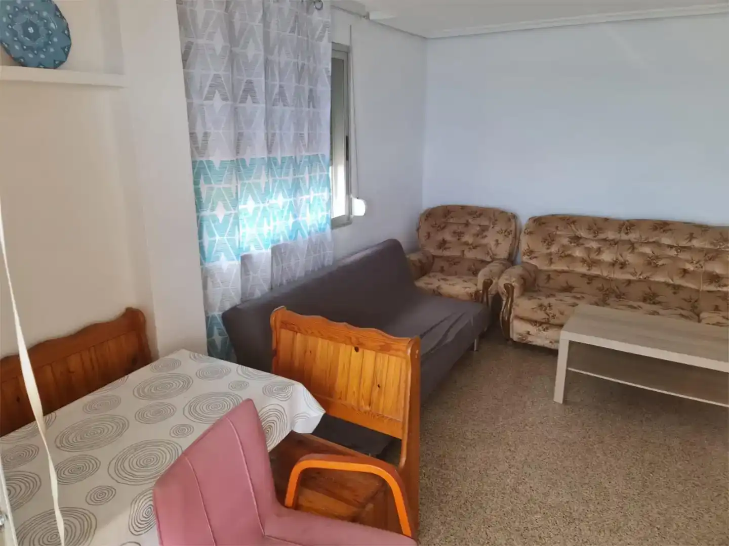 Sala de estar de Piso en venta en Chella con Jardín privado, Trastero y Piscina