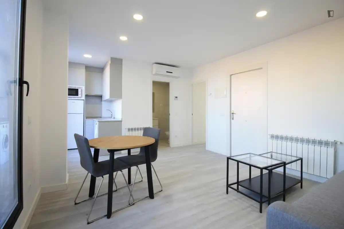 Apartamento de alquiler en Almendrales
