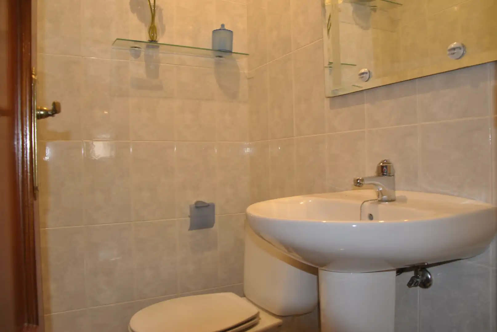 Bathroom of Flat for sale in Coria  with Air Conditioner, Heating and Terrace