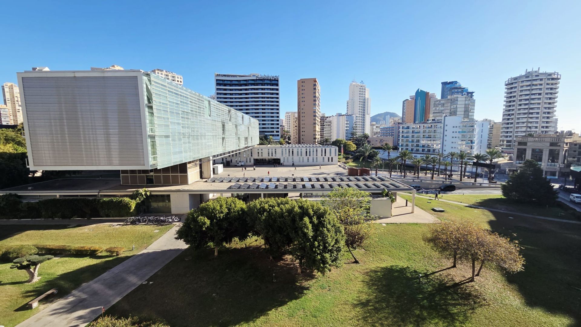 Pis en venda a SS. MM. Los Reyes de España, Centro Urbano