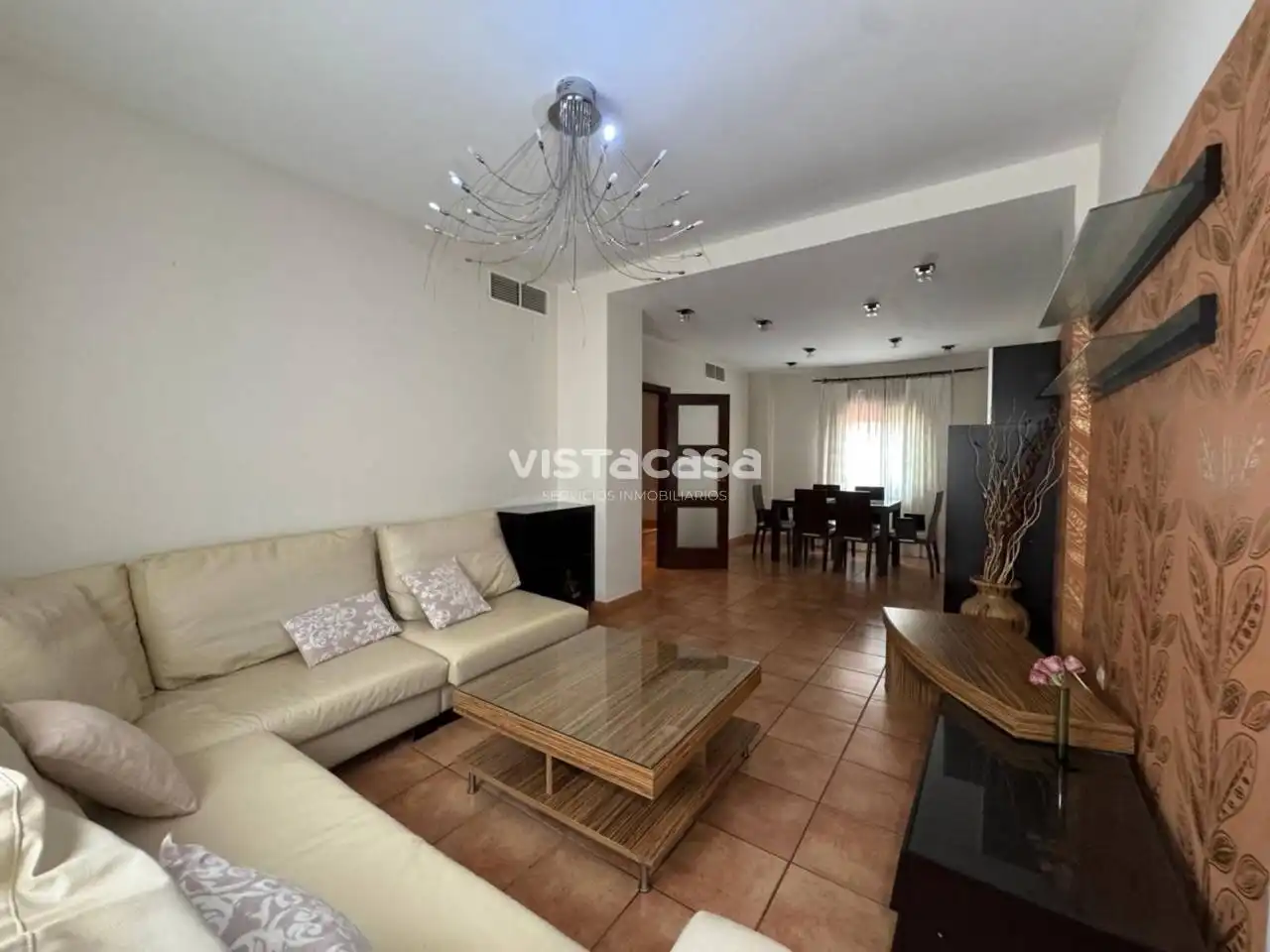 Sala de estar de Casa adosada de alquiler en Mairena del Alcor con Aire acondicionado, Calefacción y Terraza