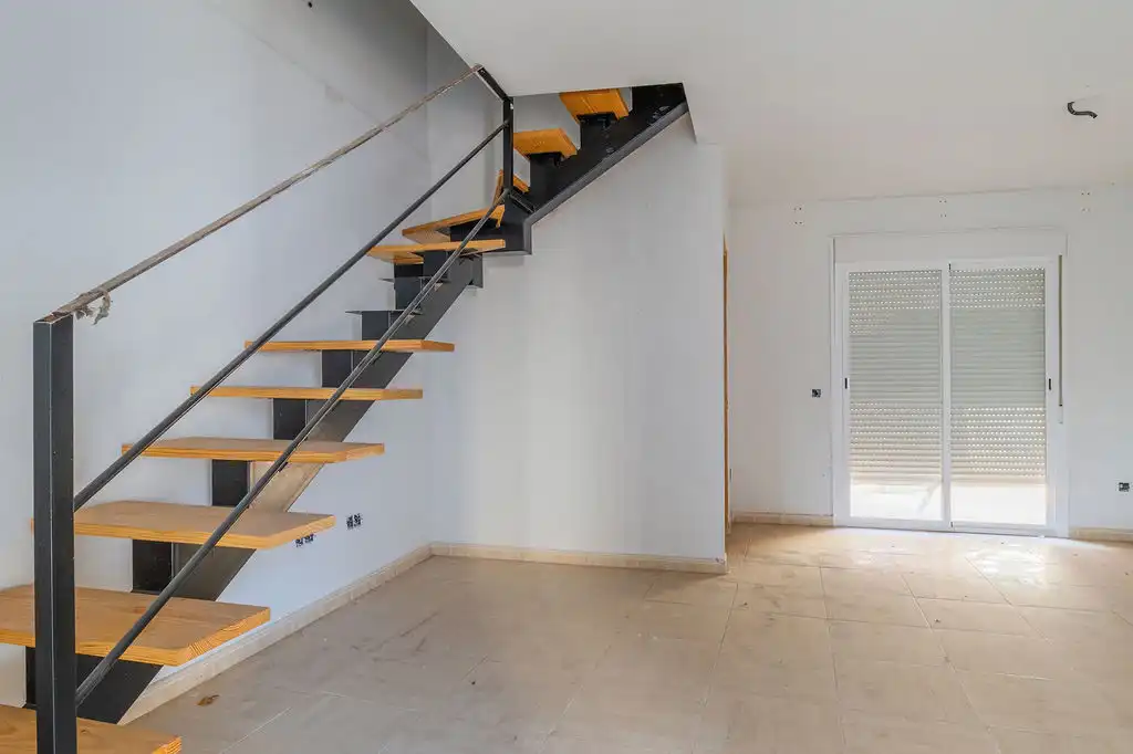 Casa adosada en venta en Valdeaveruelo, Guadalajara