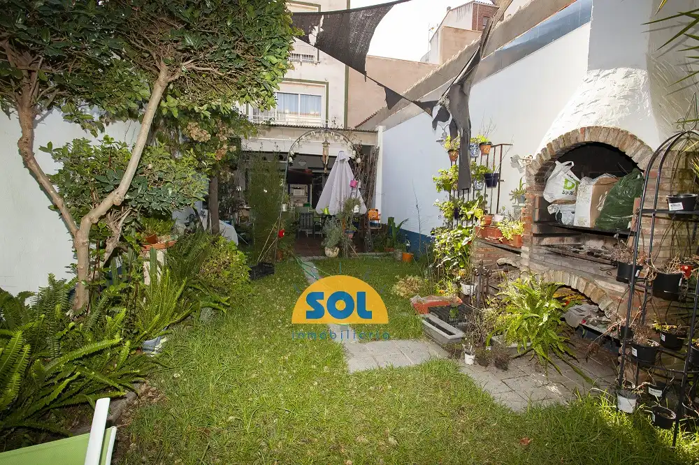 Local comercial en venda a Calle Ayala 12