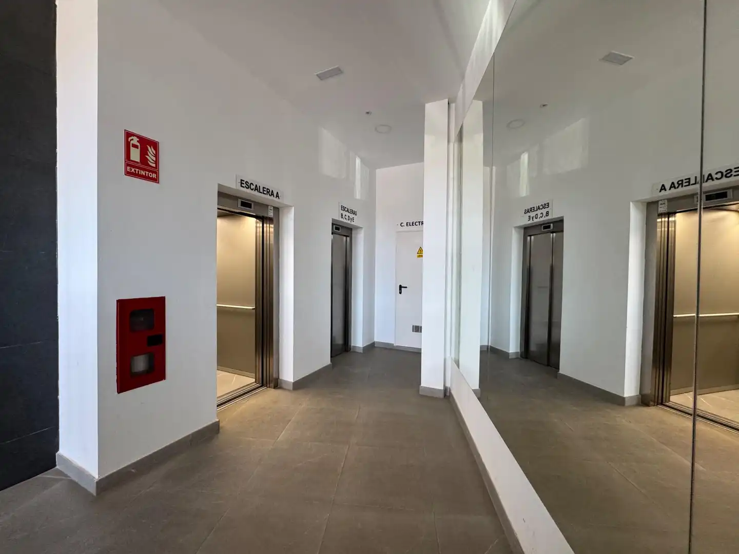 Pis de lloguer en Almería amb Aire condicionat, Calefacció i Traster