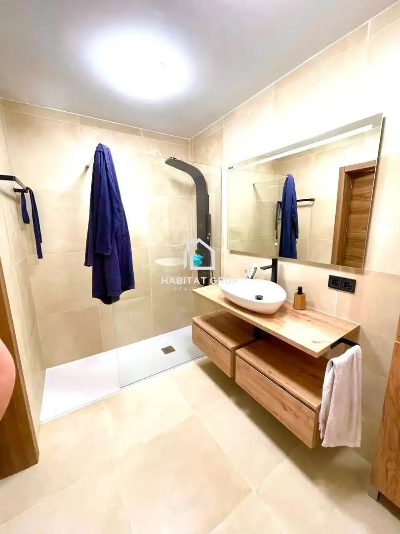 Baño de Piso en venta en Ciutadella de Menorca con Calefacción y Terraza