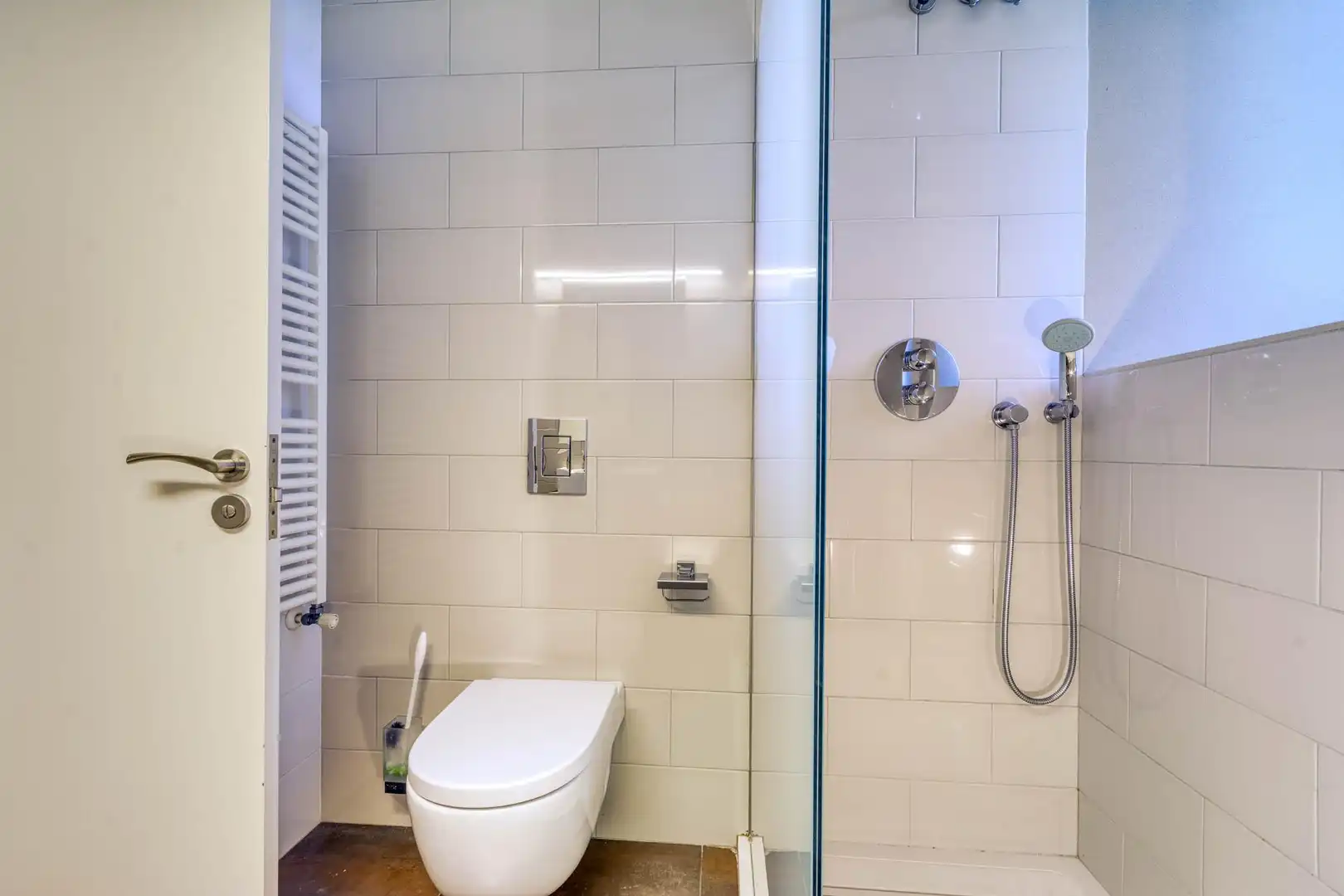 Baño de Finca rústica en venta en Boadella i les Escaules con Calefacción, Jardín privado y Terraza