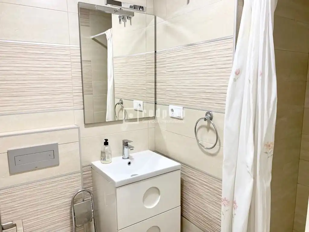 Bathroom of Flat for rent in Murcia  with Terrace and Furnished