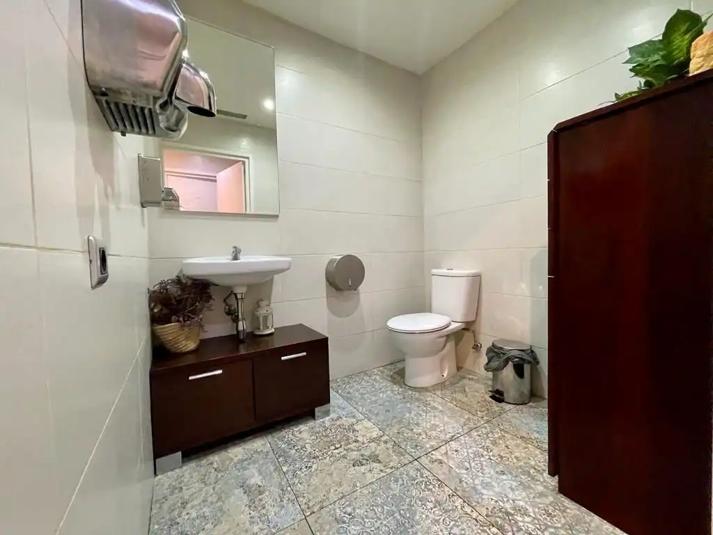 Local comercial en traspàs a Molins de Rei, imagen 38