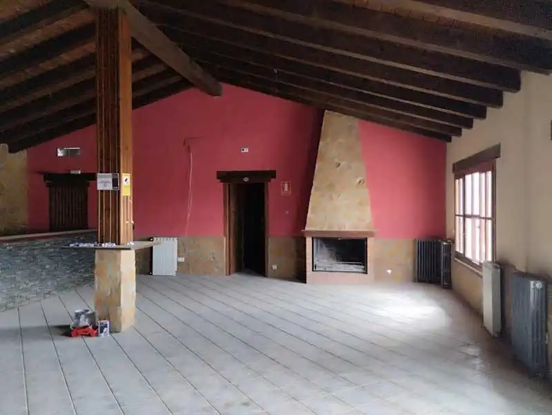 Local en venta en Romanos