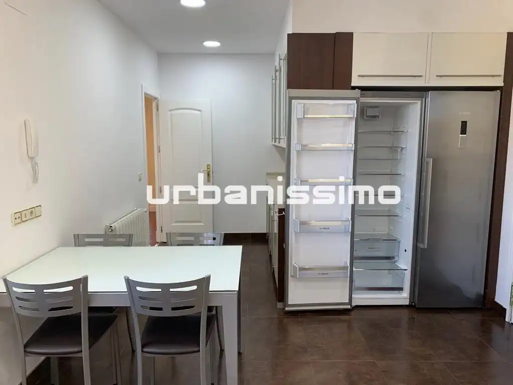Küche von Wohnung zur Miete in Madrid mit Klimaanlage und Heizung