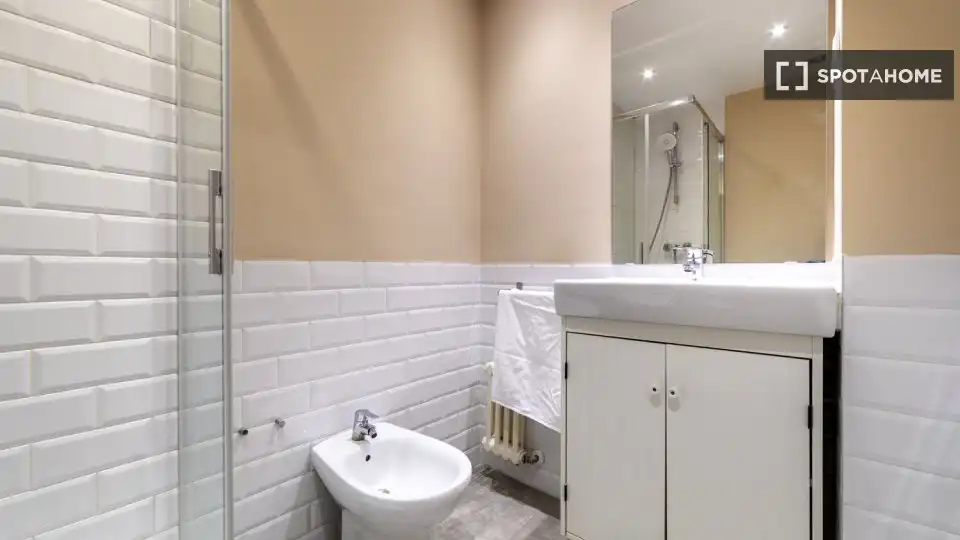 Habitación en Cuatro Caminos - Azca