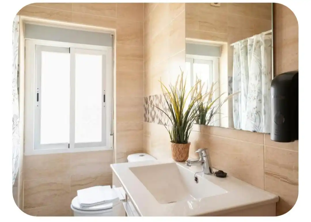 Bathroom of Houses for rent in Granada