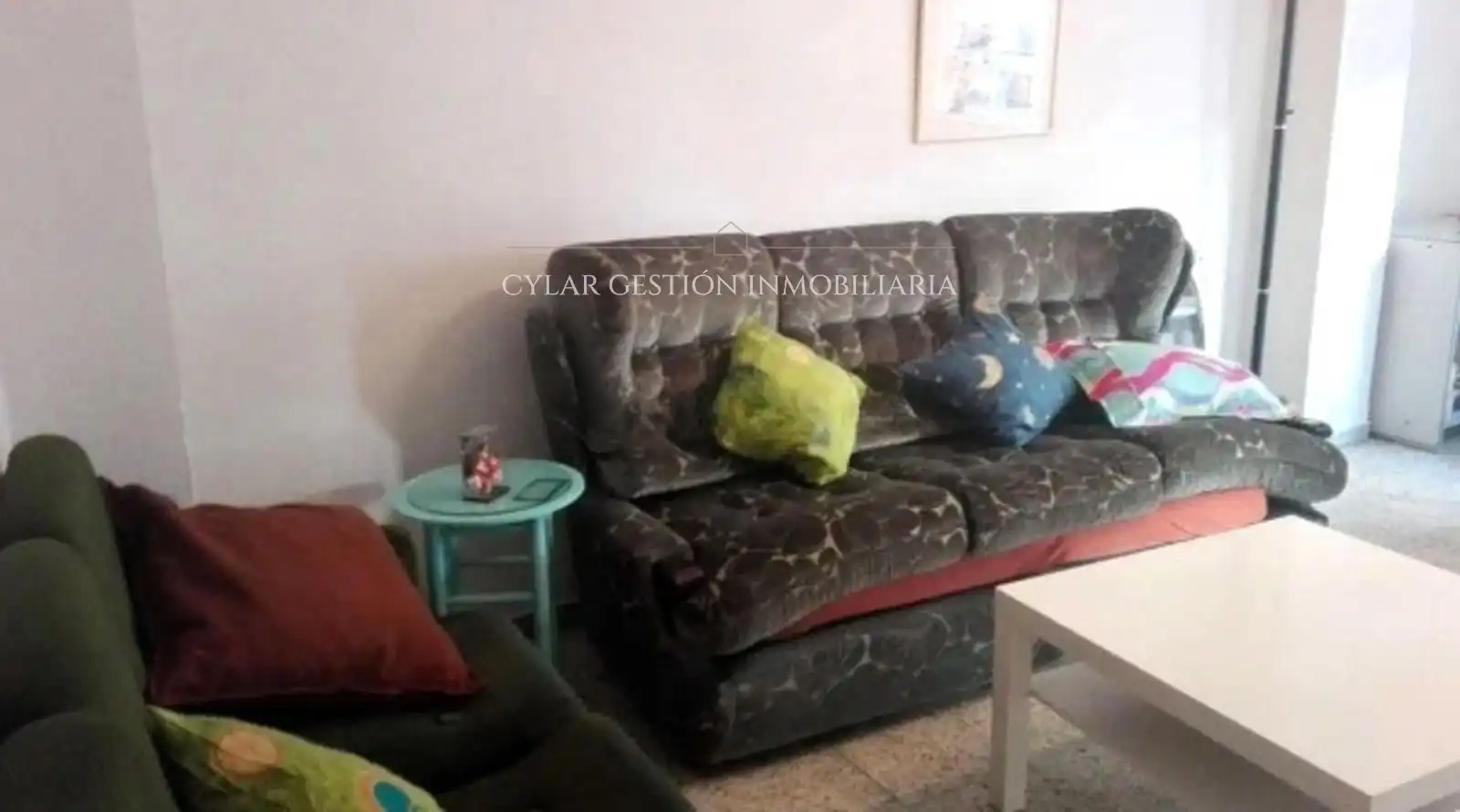 Living room of Flat for rent in Salamanca  with Heating, Terrace and Furnished