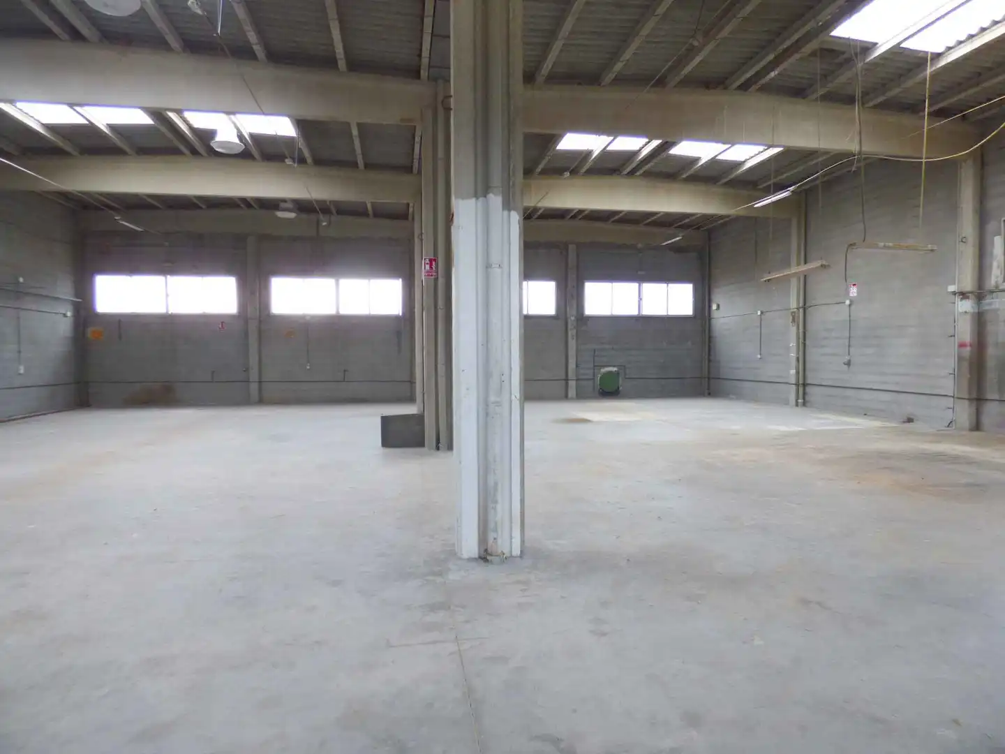Nave industrial de alquiler en Onil