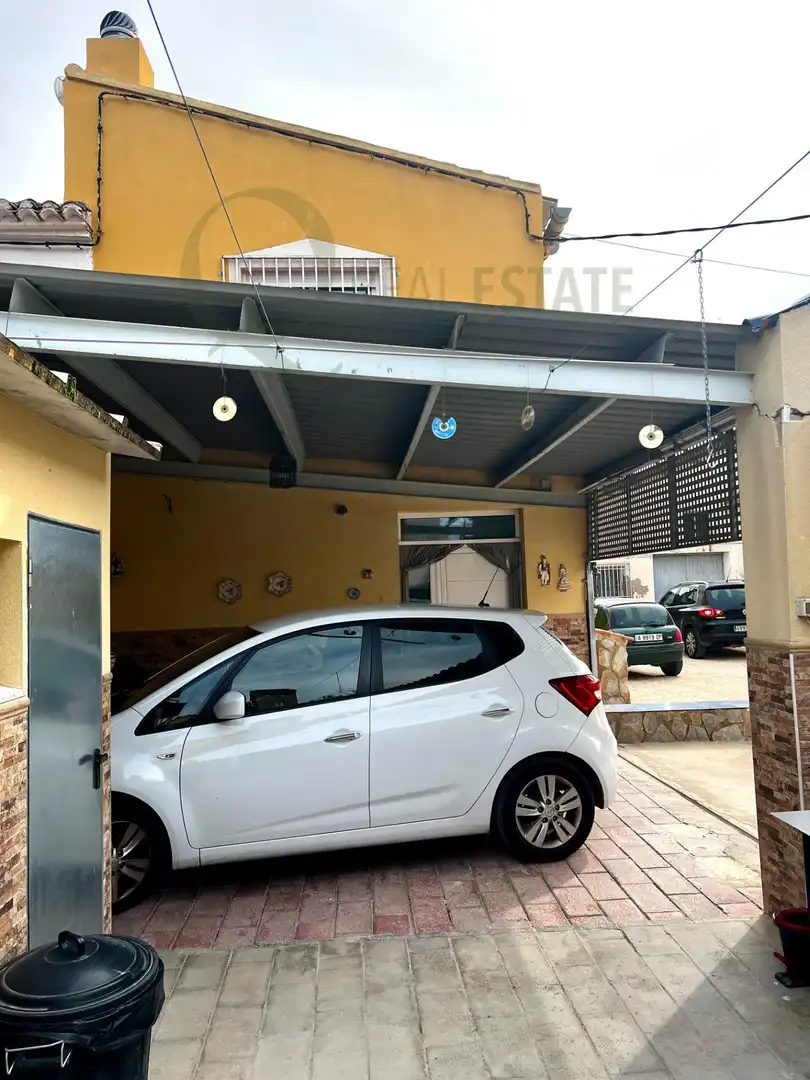 Parking of Houses for sale in Villena  with Heating, Private garden and Terrace