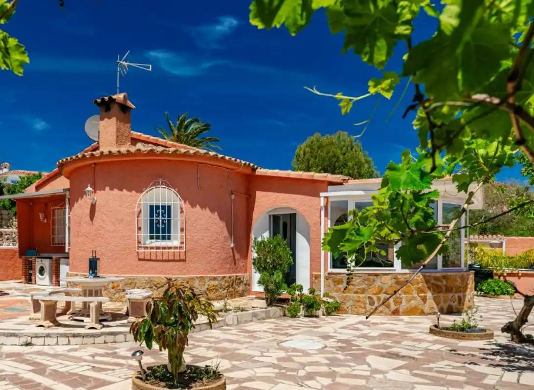 Villa con piscina in vendita a Cometa
