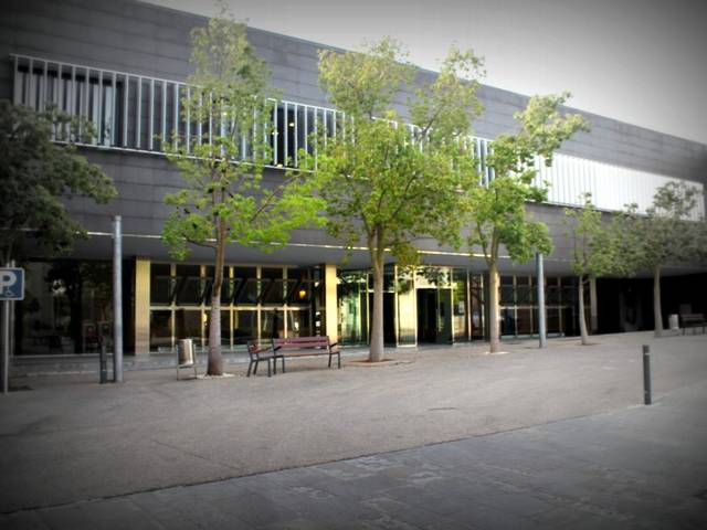 Local comercial en Alquiler en Carrer Galileo Galilei, 2 en Establiments